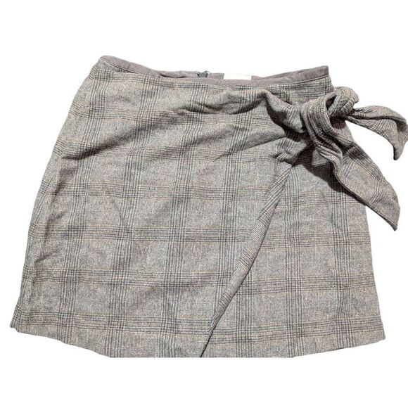 Aritzia Wilfred Wool cashmere blend front wrap-tie mini skirt size 2 - Picture 1 of 5
